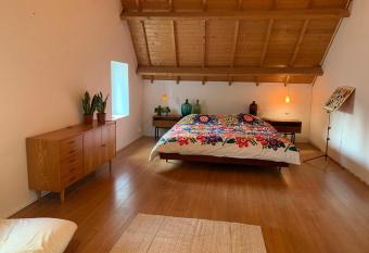 Tanti Baci! allows 18 year olds to book a room