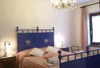 Le Viole Bianche has Balcony rooms