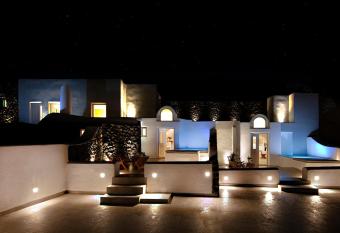 San Martino cave villas allows 18 year olds to book a room