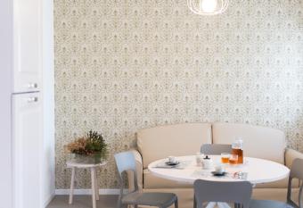 Venezia Fly Apartments allows 18 year olds to book a room