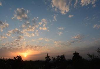 NOFEI NEVE ILAN allows 18 year olds to book a room