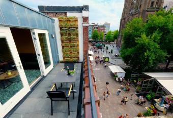 Sunny 45m2 Penthouse with Balcony and Terrace has Balcony rooms