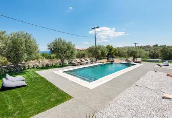 #FLH -  allows 18 year olds to book a room