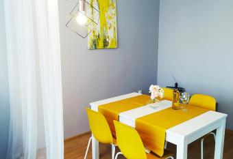 Lora Apartman has Balcony rooms