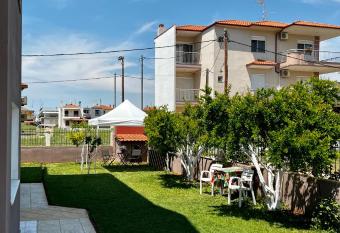 Villa Ilias has Balcony rooms