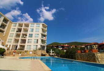 Menada Galateya Apartments has Balcony rooms