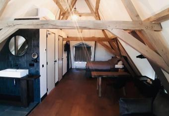 Chapter-Armada has Balcony rooms