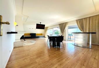 Emilbnb in der Sandstra  e has Balcony rooms