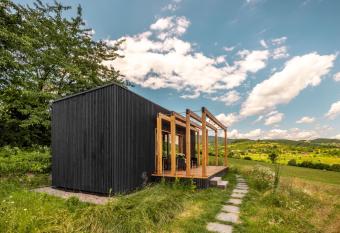 Kutica allows 18 year olds to book a room