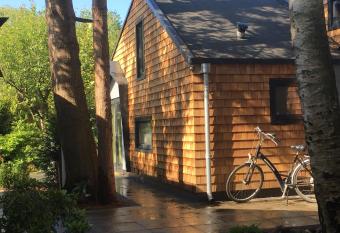 B&B Het Vogeltje allows 18 year olds to book a room