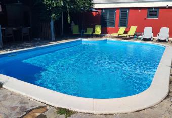 La Villa Franca Pompeii allows 18 year olds to book a room