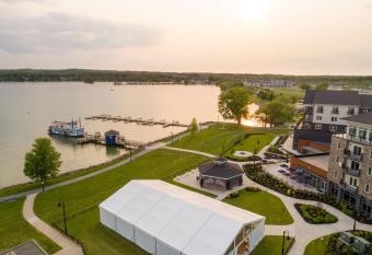 Hotel Canandaigua, Tapestry Collection by Hilton has Balcony rooms
