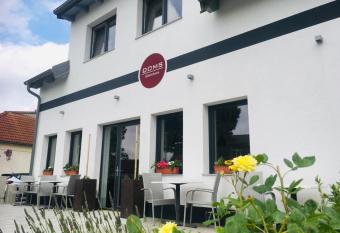 DOMS G  stehaus has Balcony rooms