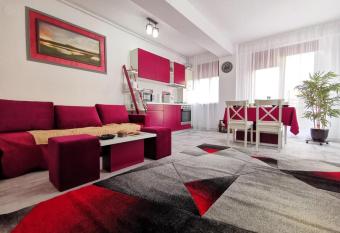 Marsala Apartment - Brilliant Apartments has Balcony rooms