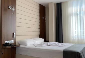 Terzioglu Otel has Smoking rooms