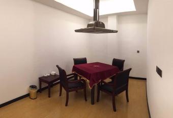 7Days Premium Huzhou Nanxun Ancient Town Branch allows 18 year olds to book a room