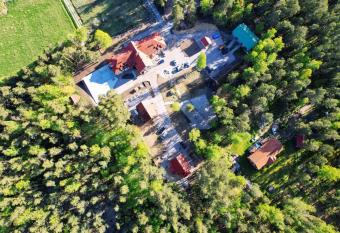 Gammelg  rd Pizza & Padel Resort has Balcony rooms