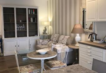 La Rosa Bianca has Balcony rooms