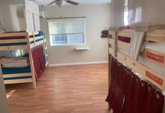 WHOLE Family - Barrette has Balcony rooms