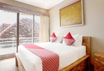 OYO 90880 Jimbaran 5 Guesthouse allows 18 year olds to book a room