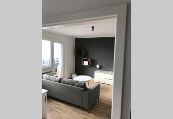 Designer Wohnung in Dresden has Balcony rooms