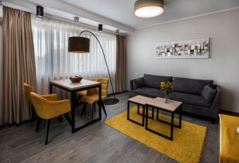 Annona Apartments has Balcony rooms