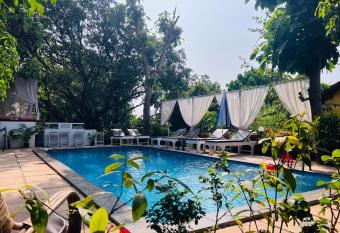 Aaria Hills has Balcony rooms