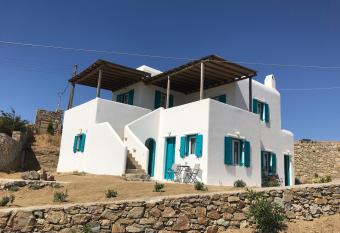 A&A House Mykonos A has Balcony rooms