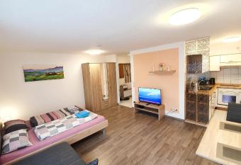 Gem  tliche Ferienwohnung in Wasserburg has Balcony rooms
