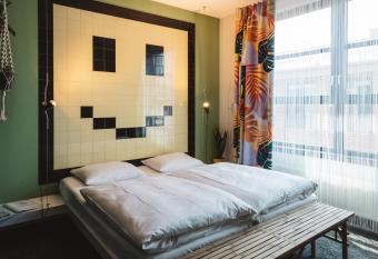 Superbude Hamburg Altona has Balcony rooms