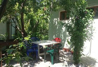 Dacha v Arkadii allows 18 year olds to book a room