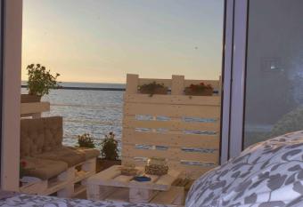 Sea view life allows 18 year olds to book a room