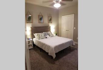 Leisure and Luxury has Balcony rooms