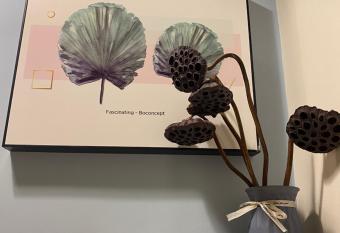 Er Jie s House has Balcony rooms