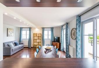 Luxurious Tage - Fairytale Factory has Balcony rooms