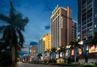 Lavande Hotel Haifeng Phoenix New Town Tianhong Square Store has Smoking/Balcony rooms