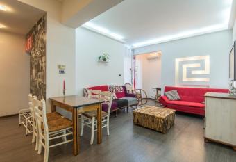 Top Center Apartment next to Vitosha Boulevard allows 18 year olds to book a room