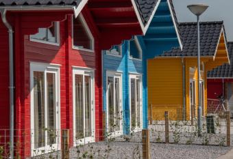 Luxe Chalets in Zeeland aan de kust has Balcony rooms