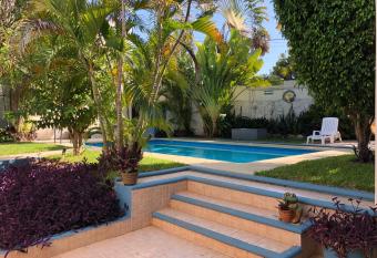 Suites del Sureste - M  rida has rooms with a private hot tub