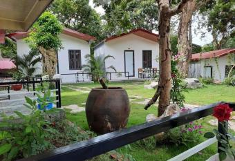 Tran Chau Garden Home has Balcony rooms
