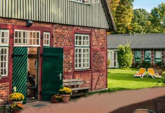 Ferienst  tte und Seminarhaus Theodor-Schwartz Travem  nde has Balcony rooms