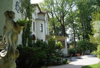 Hotel Villa Herzog has Balcony rooms