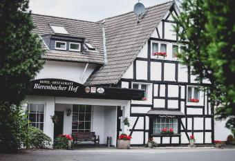 Bierenbacher Hof has Balcony rooms