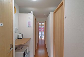 Taro s Hostel Minami Koshigaya has Balcony rooms