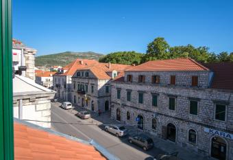 Apartmani  Glavna ulica  has Balcony rooms