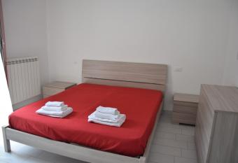 Casa di marco2 has Balcony rooms