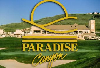 Paradise Canyon Golf Resort - Luxury Condo U401 allows 18 year olds to book a room