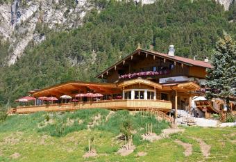 Haflingerhof has Balcony rooms