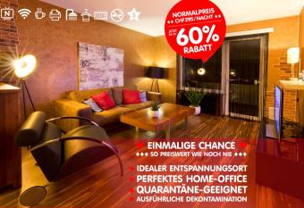 Special Retreat Apartment & Home-Office & Workplace allows 18 year olds to book a room