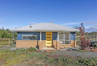 The Friendly Pelican allows 18 year olds to book a room